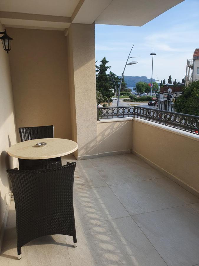 Apartments Boreta Budva Bagian luar foto