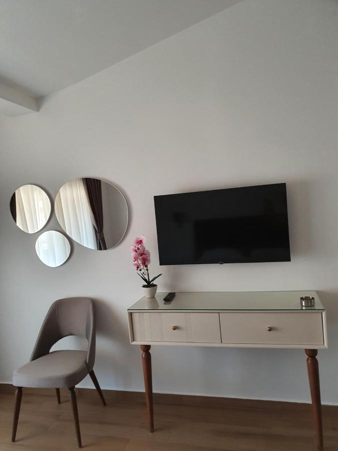 Apartments Boreta Budva Bagian luar foto