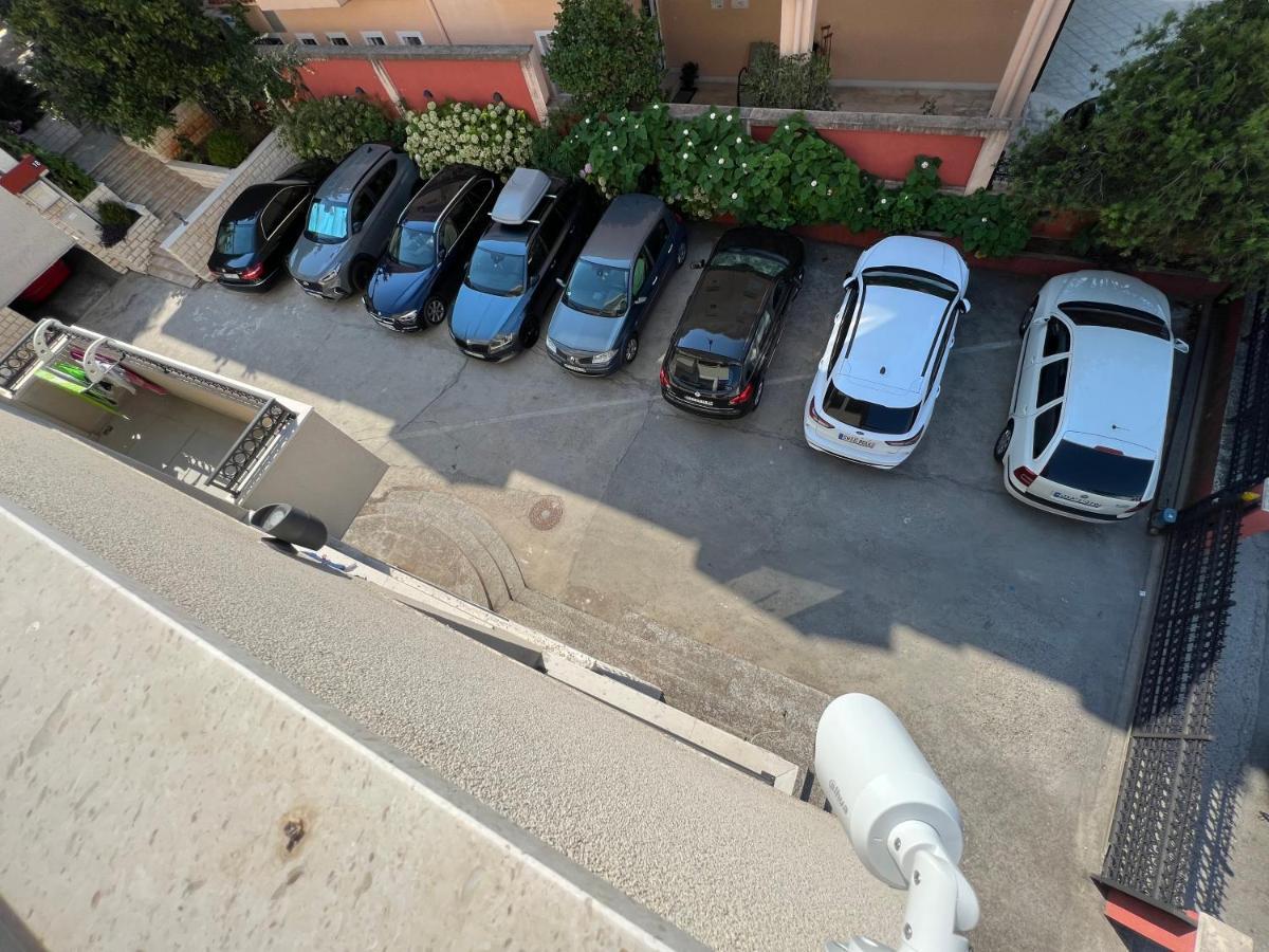 Apartments Boreta Budva Bagian luar foto